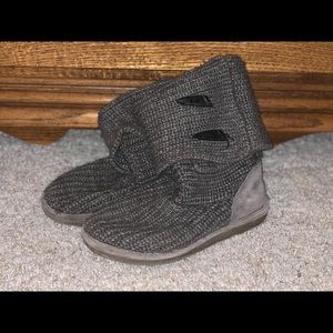 Knit boots! BearPaw!!